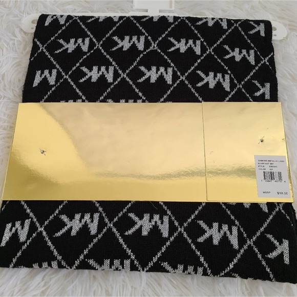 Michael Kors Black Diamond Metallic Logo Scarf Hat Set NWT - Picture 2 of 6